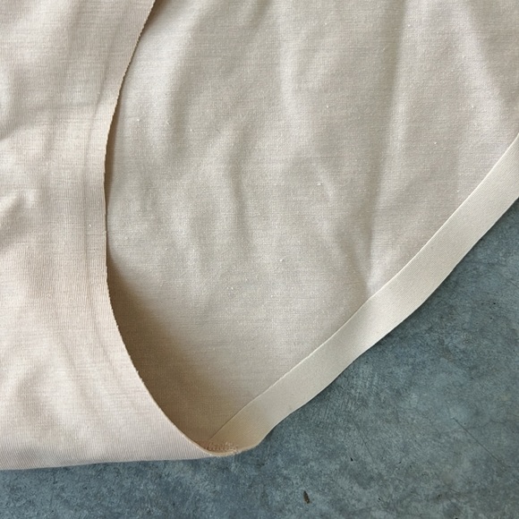 Wacoal NWOT shapewear underwear - Picture 2 of 3